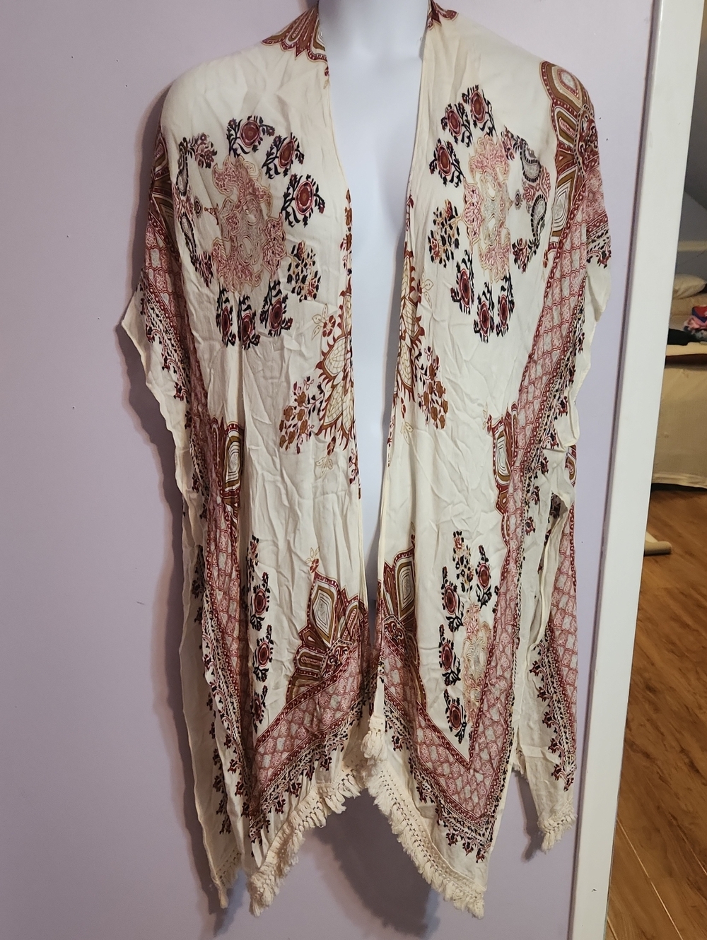 Women's Paisley Fringe Kimono in Cream & Red